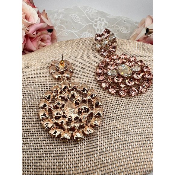 Pierced Earrings Rose Gold Pierced Earrings Pale Pink Crystals Stunning - Picture 5 of 6